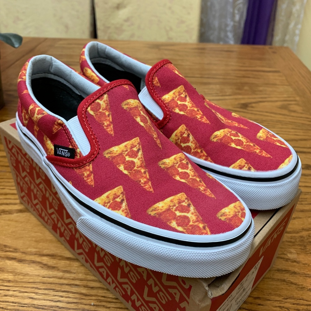 Vans Classic Slip On - Mars Red/Pizza - size 5.5W